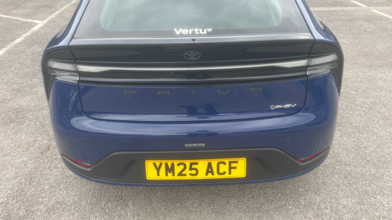 Toyota Prius 2.0 PHEV Design 5dr CVT Hatchback